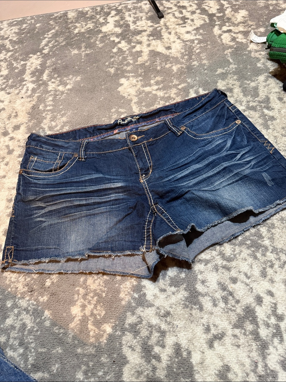 Amethyst Women size 20 Denim Shorts